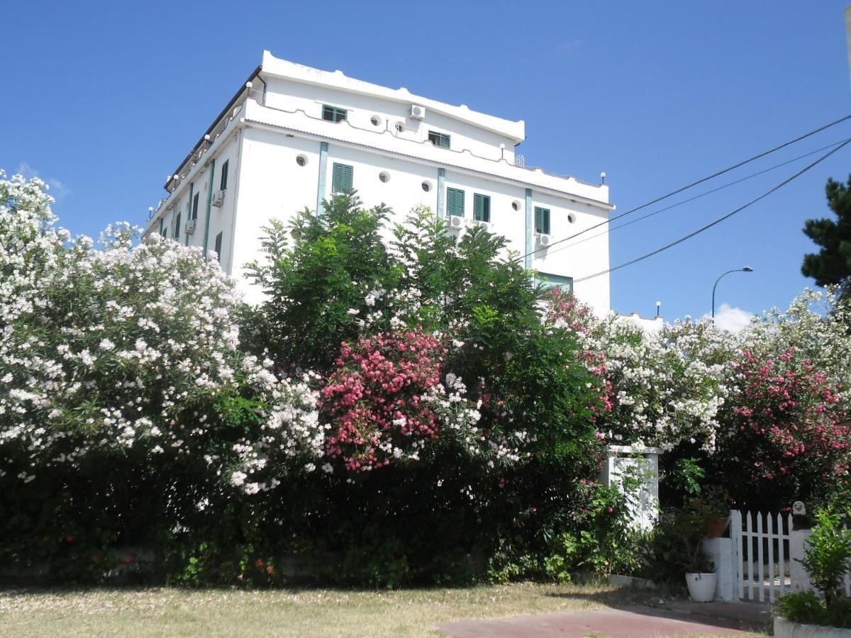 Hotel Torino Falerna Exterior foto